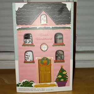 Harper + Ari Holiday Gift Collection